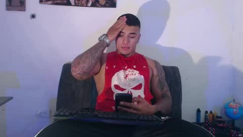 Snapshot of _luxury_23 chatting on February 4, 4:37 am STIVEN online show from February 4, 4:37 am