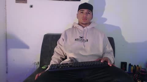 Snapshot of _luxury_23 chatting on January 28, 12:11 pm STIVEN online show from January 28, 12:11 pm