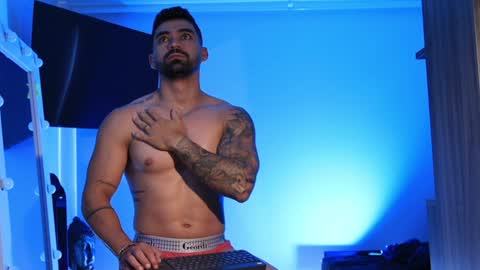 soy mike online show from February 1, 1:51 pm