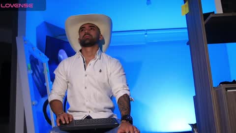 soy mike online show from January 1, 12:00 am