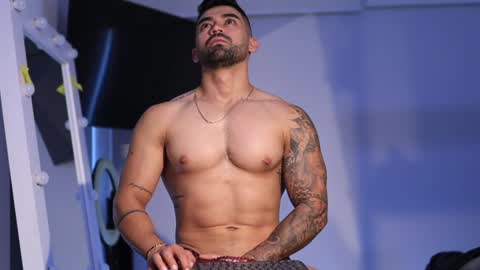 soy mike online show from December 18, 2:17 pm