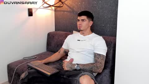Snapshot of _mrcock_ chatting on February 21, 11:54 pm _mrcock_ online show from February 21, 11:54 pm