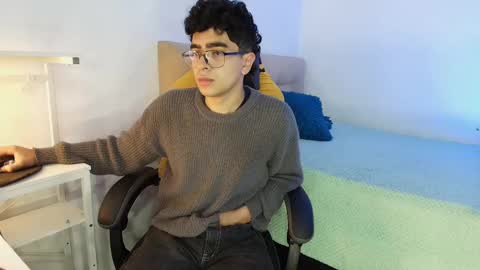 Nicolas online show from October 16, 6:32 am