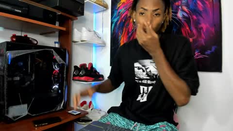 Snapshot of _pantera_09 chatting on January 26, 5:23 pm Kevin online show from January 26, 5:23 pm