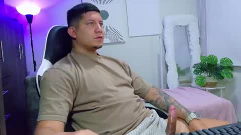 Roberto online show from June 27, 2:23 pm