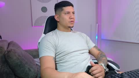 Roberto online show from March 25, 12:20 pm