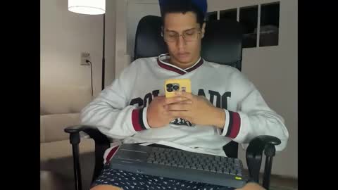 sair online show from December 3, 2:56 pm