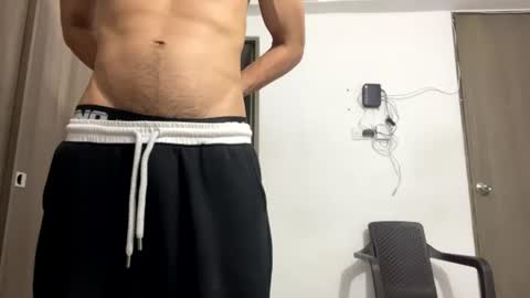 Juan Pablo-independent model online show from July 9, 6:39 am