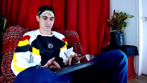 _skyleer_ online show from December 21, 12:51 am