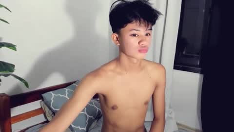 pm me online show from May 26, 10:33 am