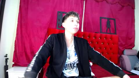 Thomas online show from March 7, 1:53 am