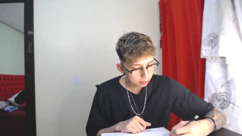 Thomas online show from January 2, 7:51 pm