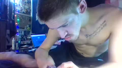 Snapshot of a_twinkie chatting on January 5, 4:47 am Chris online show from January 5, 4:47 am