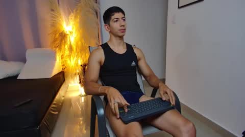 Axel online show from October 2, 1:53 am