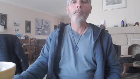 Aalex1717 online show from January 1, 9:17 am