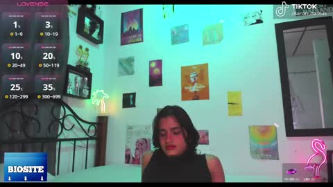 Aaron  online show from October 7, 1:53 am