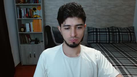 Aaron online show from October 27, 6:54 pm