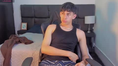 Aron online show from October 23, 8:01 pm