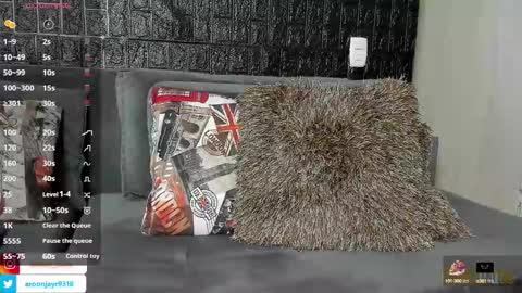 Aaron online show from October 14, 1:45 am