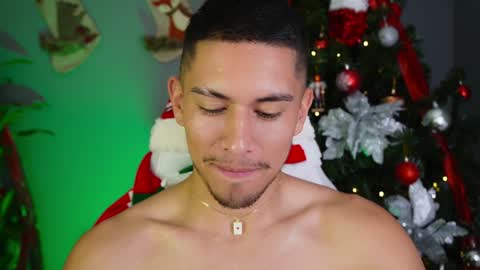 AARON  online show from December 24, 3:38 am