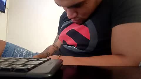 Snapshot of aaronhunter__ chatting on January 11, 3:42 pm ig aaron hunter123 online show from January 11, 3:42 pm