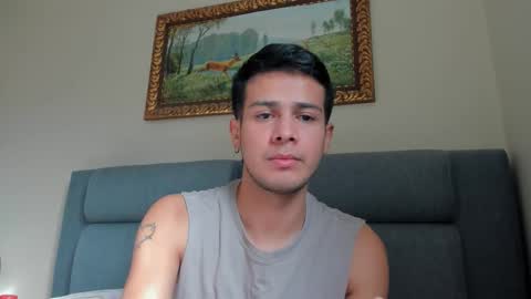 Independence model AbelAsburgo online show from October 2, 9:46 am