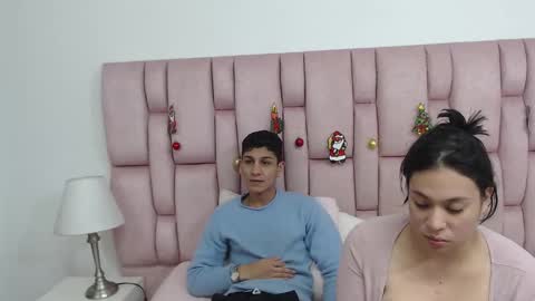 abie  max online show from December 12, 8:43 pm