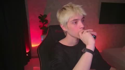 Nick online show from October 11, 5:06 pm