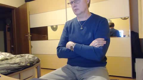 ach471 online show from December 7, 5:42 pm