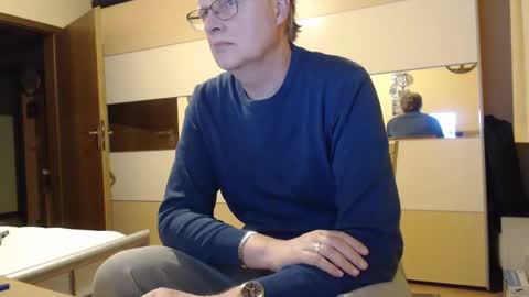 ach471 online show from December 11, 6:26 pm