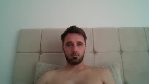 Snapshot of ad14n chatting on September 22, 9:20 am ad14n online show from September 22, 9:20 am