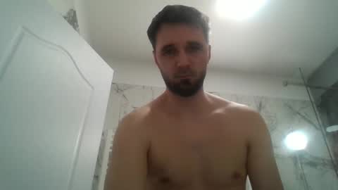 Snapshot of ad14n chatting on January 8, 4:33 pm ad14n online show from January 8, 4:33 pm