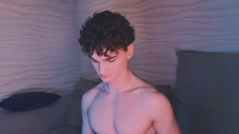 Adam online show from December 14, 4:09 pm