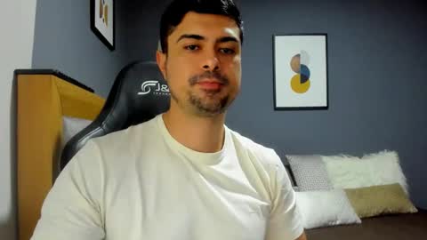 adam clarke online show from April 8, 1:28 am