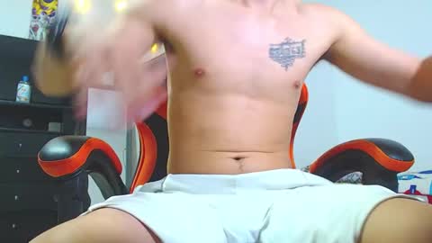 adam hot11 online show from March 5, 11:34 pm