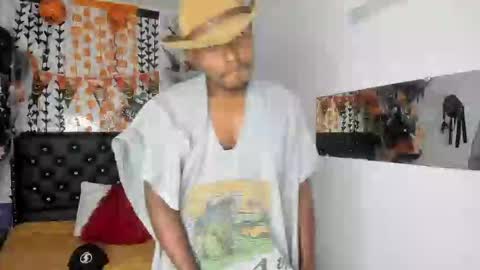 adam_morgan2 online show from November 3, 11:17 pm