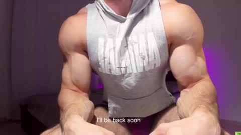 Snapshot of adam_muscle_ chatting on October 6, 9:47 am Adam online show from October 6, 9:47 am