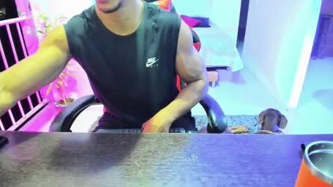 Adam Valencia online show from October 15, 1:46 am