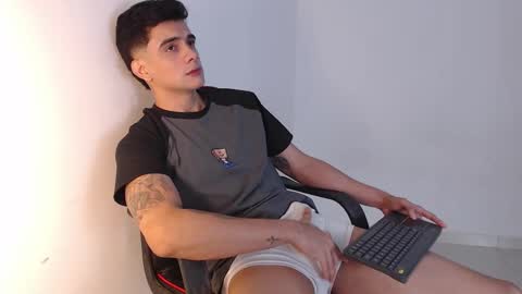 jhoan online show from October 8, 8:29 am