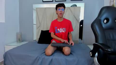 Adams Bobby online show from November 19, 11:54 am