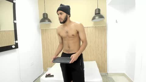 Snapshot of adamss_23 chatting on October 1, 7:40 pm Adams online show from October 1, 7:40 pm