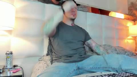 Adam online show from November 2, 5:01 am