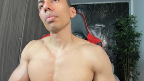 Adan Sin online show from April 16, 8:53 pm