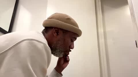 Snapshot of adick_ting chatting on January 19, 8:09 pm adick_ting online show from January 19, 8:09 pm