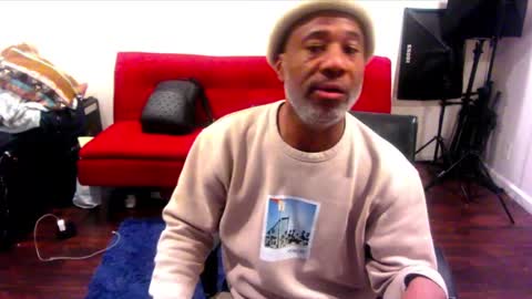 Snapshot of adick_ting chatting on December 30, 9:59 am adick_ting online show from December 30, 9:59 am