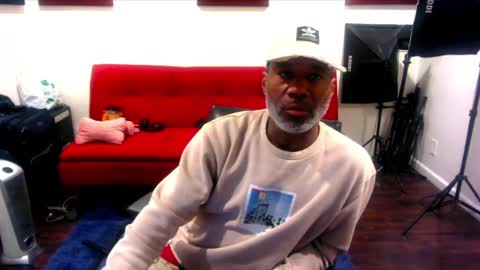 Snapshot of adick_ting chatting on January 25, 5:40 am adick_ting online show from January 25, 5:40 am
