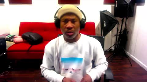 Snapshot of adick_ting chatting on December 10, 7:26 am adick_ting online show from December 10, 7:26 am