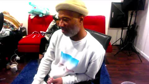 Snapshot of adick_ting chatting on December 29, 11:29 am adick_ting online show from December 29, 11:29 am