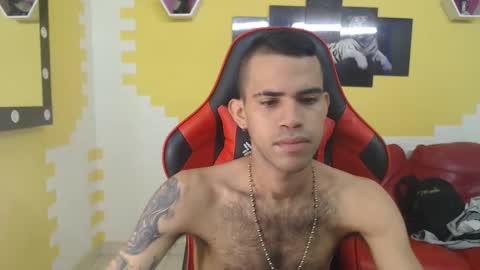 adri_sexboy online show from January 3, 12:52 pm