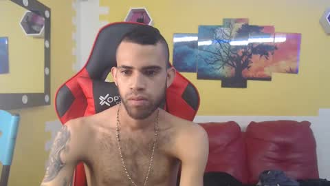 adri_sexboy online show from December 12, 2:00 pm